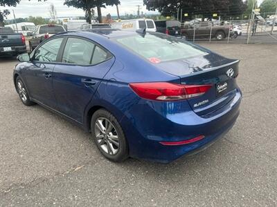 2017 Hyundai ELANTRA SE   - Photo 3 - Portland, OR 97211