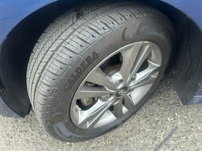2017 Hyundai ELANTRA SE   - Photo 22 - Portland, OR 97211