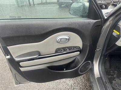 2018 Kia Soul +   - Photo 10 - Portland, OR 97211