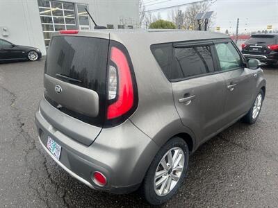 2018 Kia Soul +   - Photo 5 - Portland, OR 97211