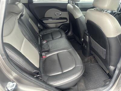 2018 Kia Soul +   - Photo 14 - Portland, OR 97211