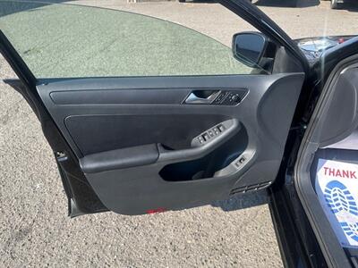 2014 Volkswagen Jetta SE   - Photo 10 - Portland, OR 97211
