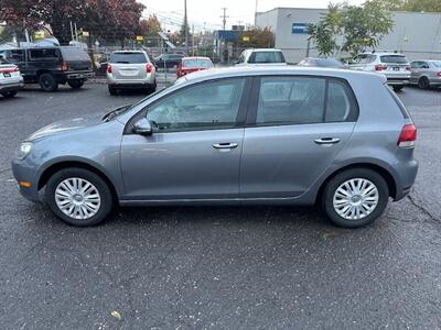 2011 Volkswagen Golf 2.5L   - Photo 2 - Portland, OR 97211