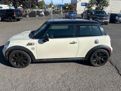 2009 MINI Cooper S   - Photo 2 - Portland, OR 97211