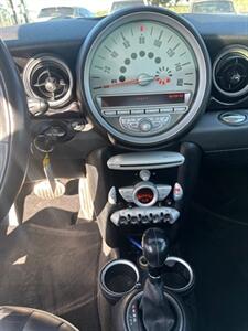 2009 MINI Cooper S   - Photo 15 - Portland, OR 97211