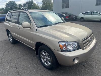 2004 Toyota Highlander   - Photo 7 - Portland, OR 97211