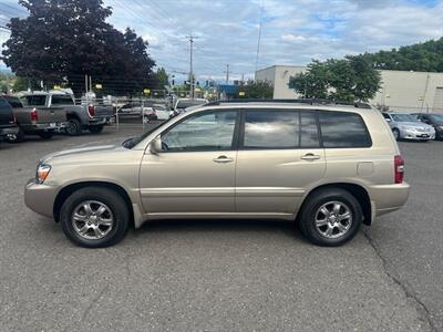 2004 Toyota Highlander   - Photo 2 - Portland, OR 97211