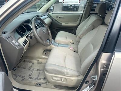 2004 Toyota Highlander   - Photo 9 - Portland, OR 97211