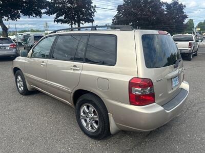 2004 Toyota Highlander   - Photo 3 - Portland, OR 97211