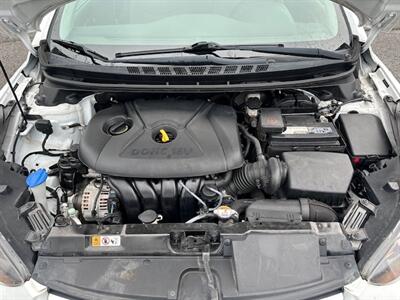 2015 Hyundai Elantra SE - Photo 22 - Portland, OR 97211