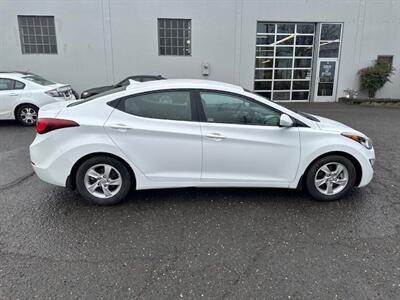 2015 Hyundai Elantra SE - Photo 6 - Portland, OR 97211
