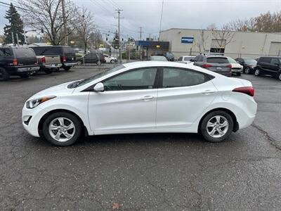 2015 Hyundai Elantra SE - Photo 2 - Portland, OR 97211