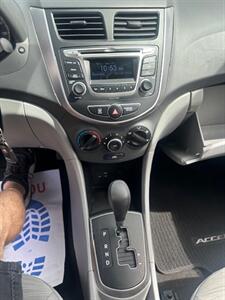 2015 Hyundai Accent GLS   - Photo 20 - Portland, OR 97211