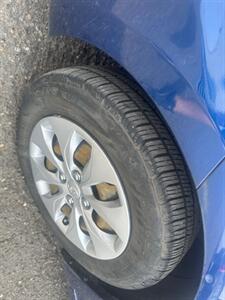 2015 Hyundai Accent GLS   - Photo 22 - Portland, OR 97211