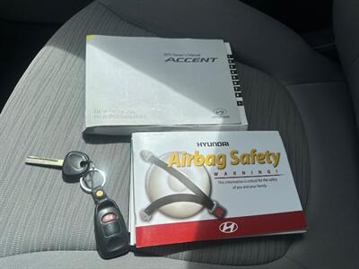 2015 Hyundai Accent GLS   - Photo 21 - Portland, OR 97211