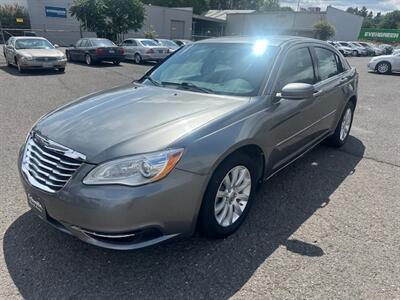 2013 Chrysler 200 Touring   - Photo 1 - Portland, OR 97211