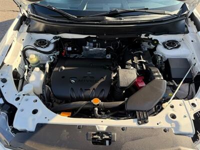 2013 Mitsubishi Outlander SE - Photo 15 - Portland, OR 97211