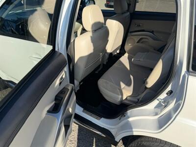2013 Mitsubishi Outlander SE - Photo 10 - Portland, OR 97211