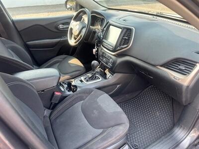2017 Jeep Cherokee Latitude   - Photo 7 - Portland, OR 97211