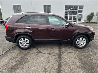 2012 Kia Sorento LX   - Photo 6 - Portland, OR 97211