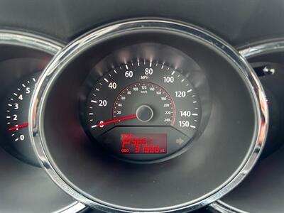 2012 Kia Sorento LX   - Photo 18 - Portland, OR 97211