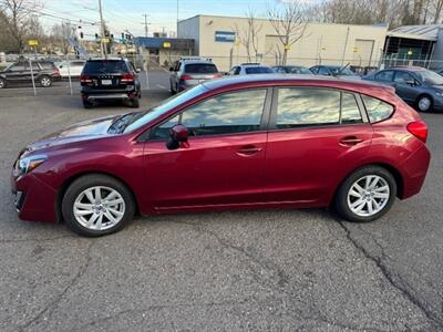 2015 Subaru Impreza 2.0i Premium   - Photo 2 - Portland, OR 97211