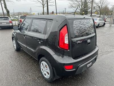 2013 Kia Soul   - Photo 3 - Portland, OR 97211