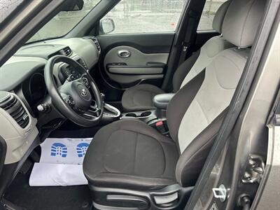 2018 Kia Soul   - Photo 9 - Portland, OR 97211