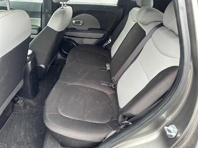 2018 Kia Soul   - Photo 11 - Portland, OR 97211