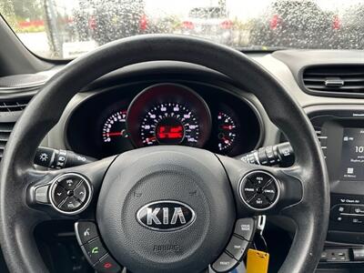 2018 Kia Soul   - Photo 18 - Portland, OR 97211