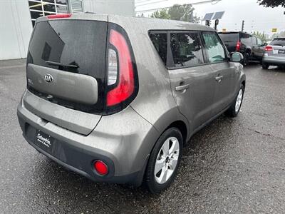 2018 Kia Soul   - Photo 5 - Portland, OR 97211