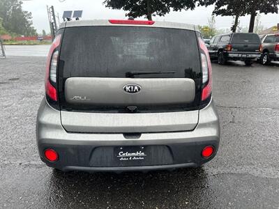 2018 Kia Soul   - Photo 4 - Portland, OR 97211