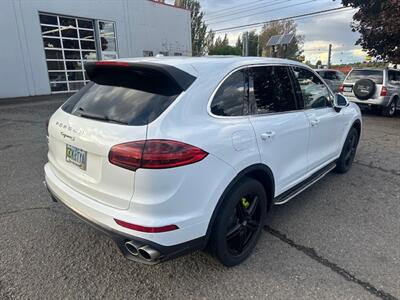 2016 Porsche Cayenne S E-Hybrid   - Photo 6 - Portland, OR 97211