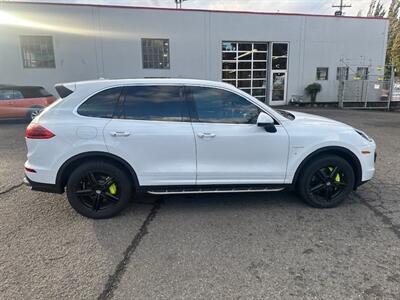 2016 Porsche Cayenne S E-Hybrid   - Photo 7 - Portland, OR 97211