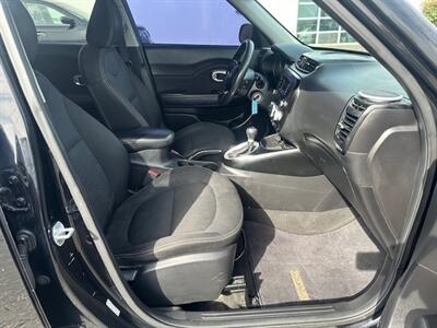 2015 Kia Soul + - Photo 12 - Portland, OR 97211