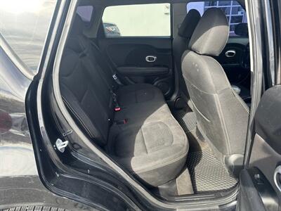 2015 Kia Soul + - Photo 14 - Portland, OR 97211