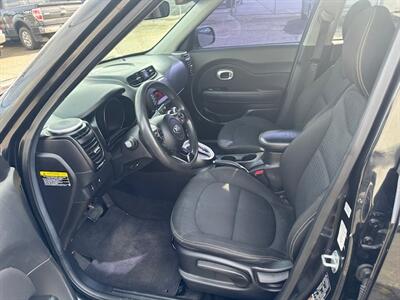 2015 Kia Soul + - Photo 9 - Portland, OR 97211