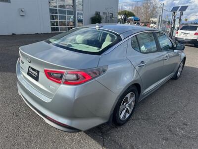 2014 Kia Optima Hybrid LX   - Photo 5 - Portland, OR 97211