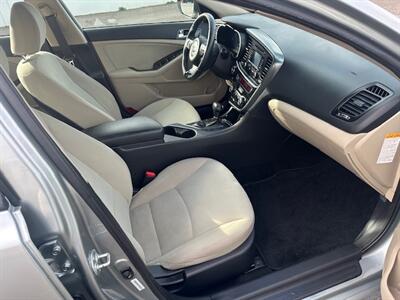 2014 Kia Optima Hybrid LX   - Photo 13 - Portland, OR 97211