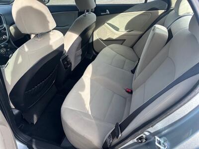 2014 Kia Optima Hybrid LX   - Photo 12 - Portland, OR 97211