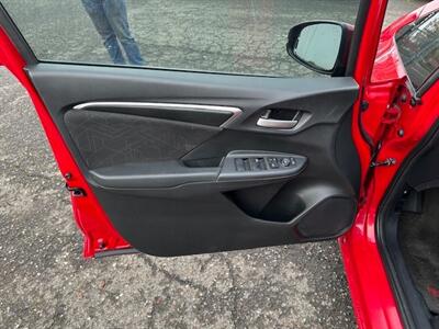 2015 Honda Fit EX   - Photo 12 - Portland, OR 97211