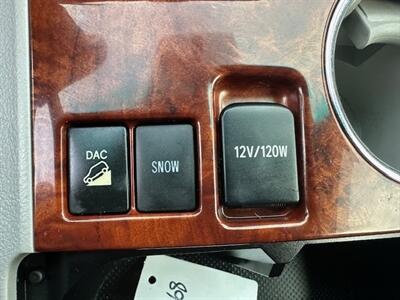 2012 Toyota Highlander Limited - Photo 28 - Portland, OR 97211