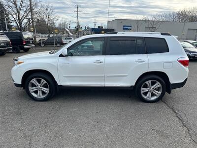 2012 Toyota Highlander Limited - Photo 2 - Portland, OR 97211