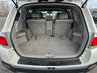 2012 Toyota Highlander Limited - Photo 18 - Portland, OR 97211