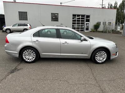 2011 Ford Fusion Hybrid   - Photo 6 - Portland, OR 97211