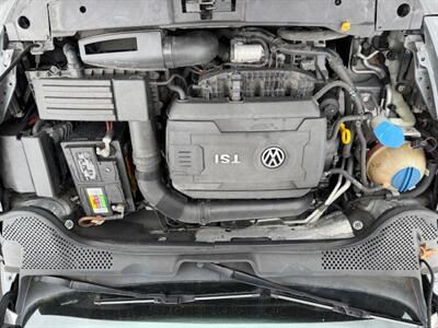 2014 Volkswagen Beetle-Classic 1.8T Entry PZEV   - Photo 20 - Portland, OR 97211