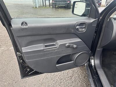 2017 Jeep Patriot Sport   - Photo 10 - Portland, OR 97211