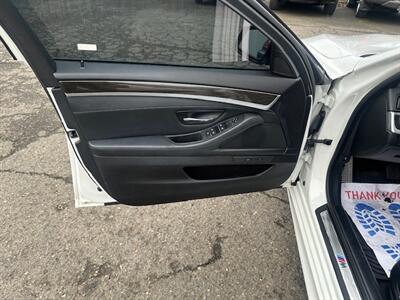 2015 BMW 528i xDrive - Photo 10 - Portland, OR 97211