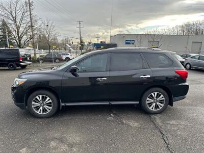 2017 Nissan Pathfinder S   - Photo 2 - Portland, OR 97211