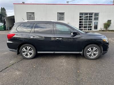 2017 Nissan Pathfinder S   - Photo 6 - Portland, OR 97211